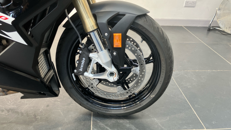 BMW S 1000 R Sport (25MY)